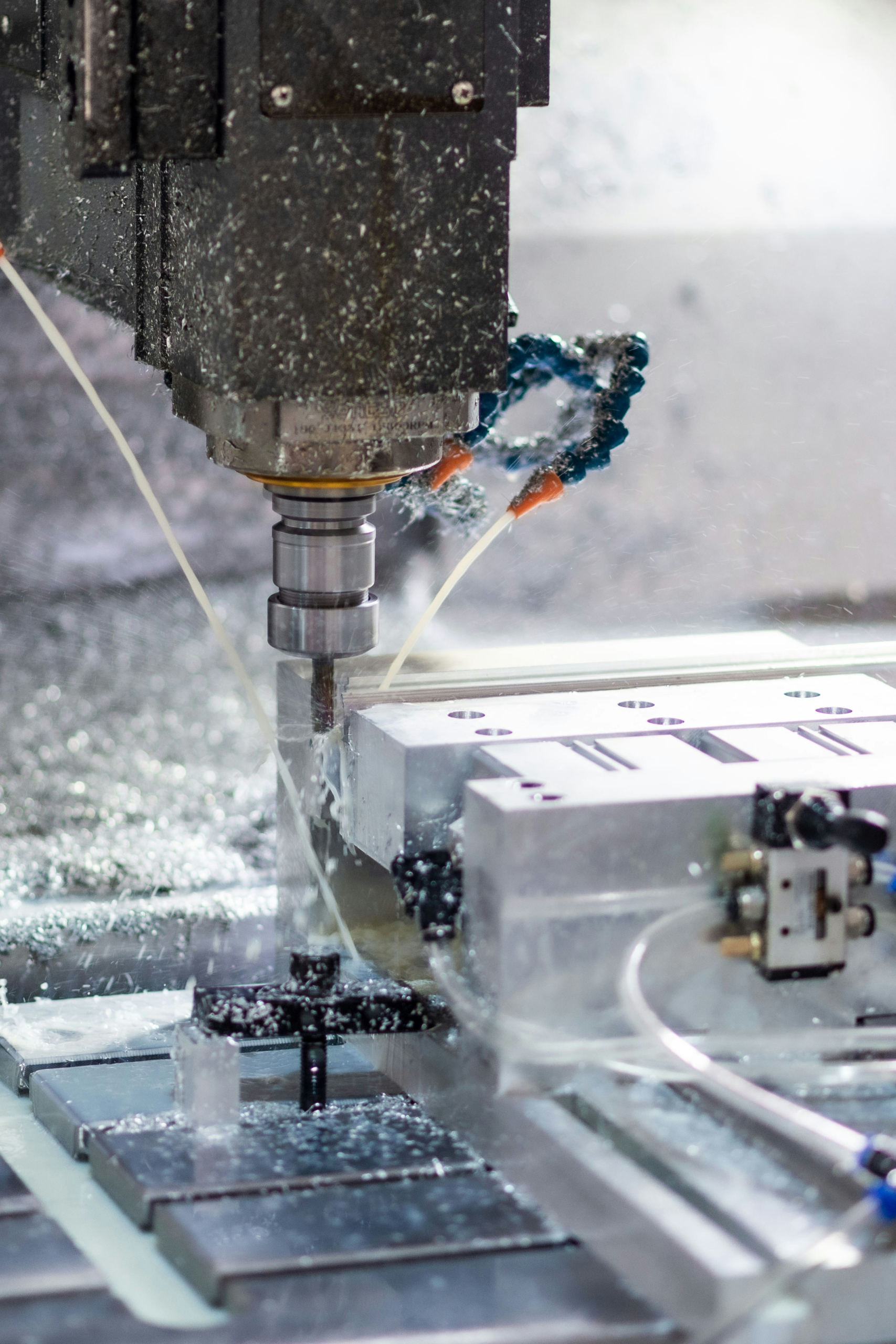 نحن نعمل كحلقة وصل موثوقة بينك وبين المصانع الأوروبية.